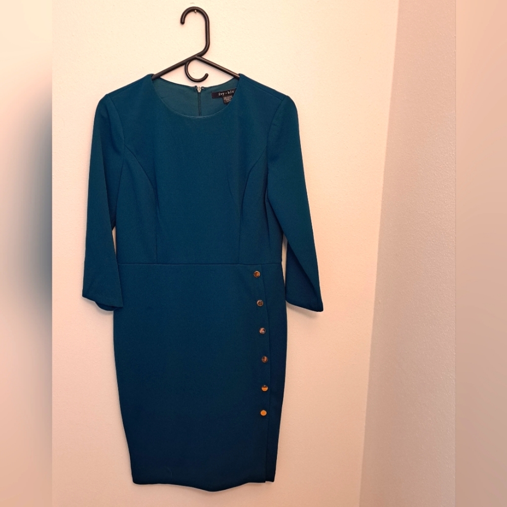 Teal Long-sleeved Dress